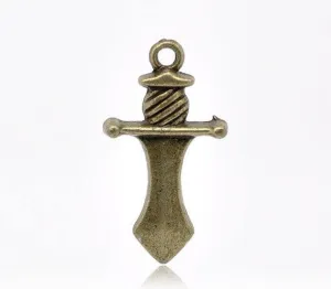 6 Antique Bronze Tone Metal DAGGER Sword Charm Pendants. 25mm x 14mm. CHB0037