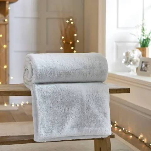 Deyongs Churchill Throw Fur 127x178cm