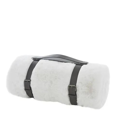 Deyongs Churchill Throw Fur 127x178cm