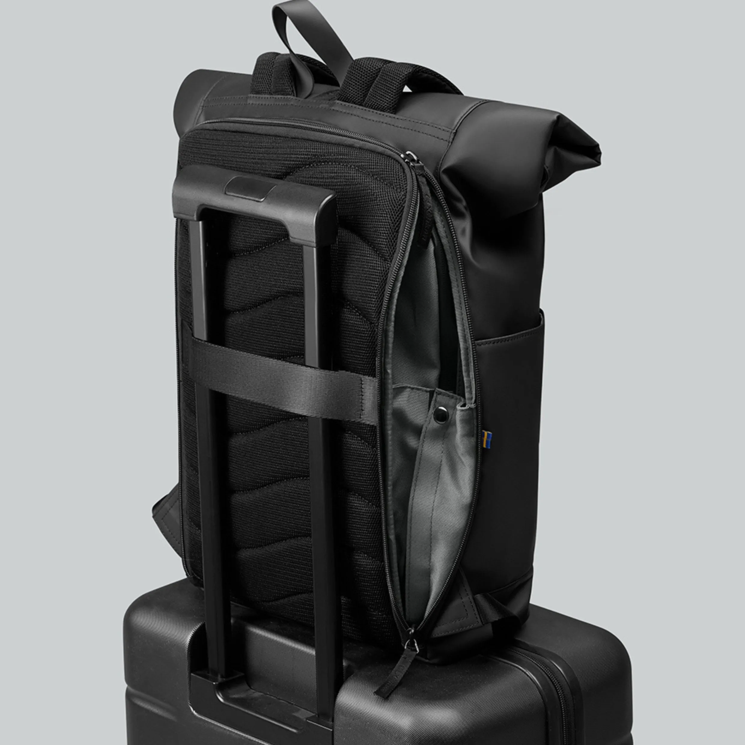 Gaston Luga GL X Nikon in Black