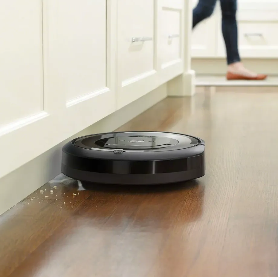 iRobot Roomba e5 (5150) Wi-Fi Connected Robot Vacuum