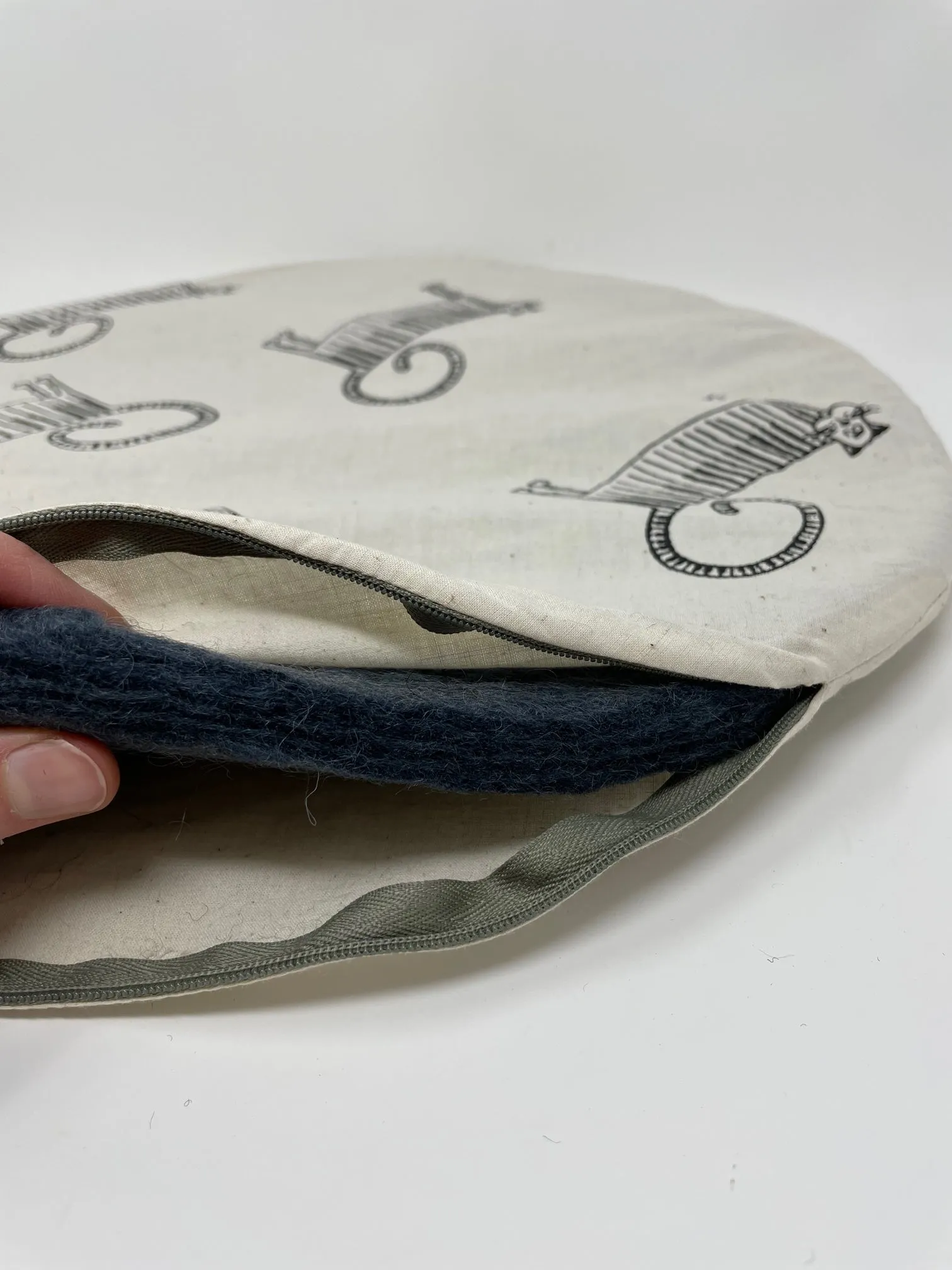 STONE HARBOR Wool Cat Cave | Cat Bed